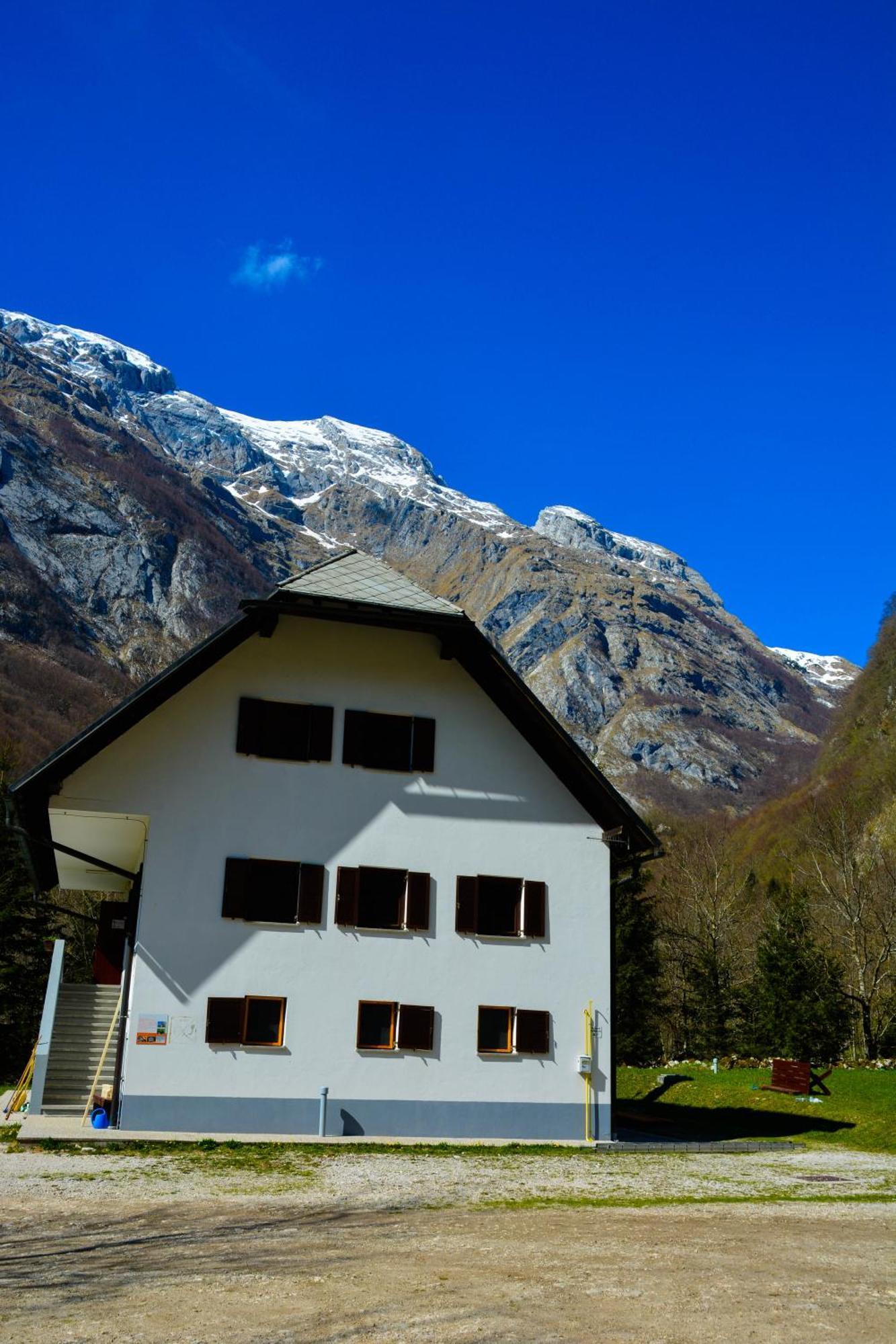 Hostel Pus Bavsica Log pod Mangartom Exterior foto